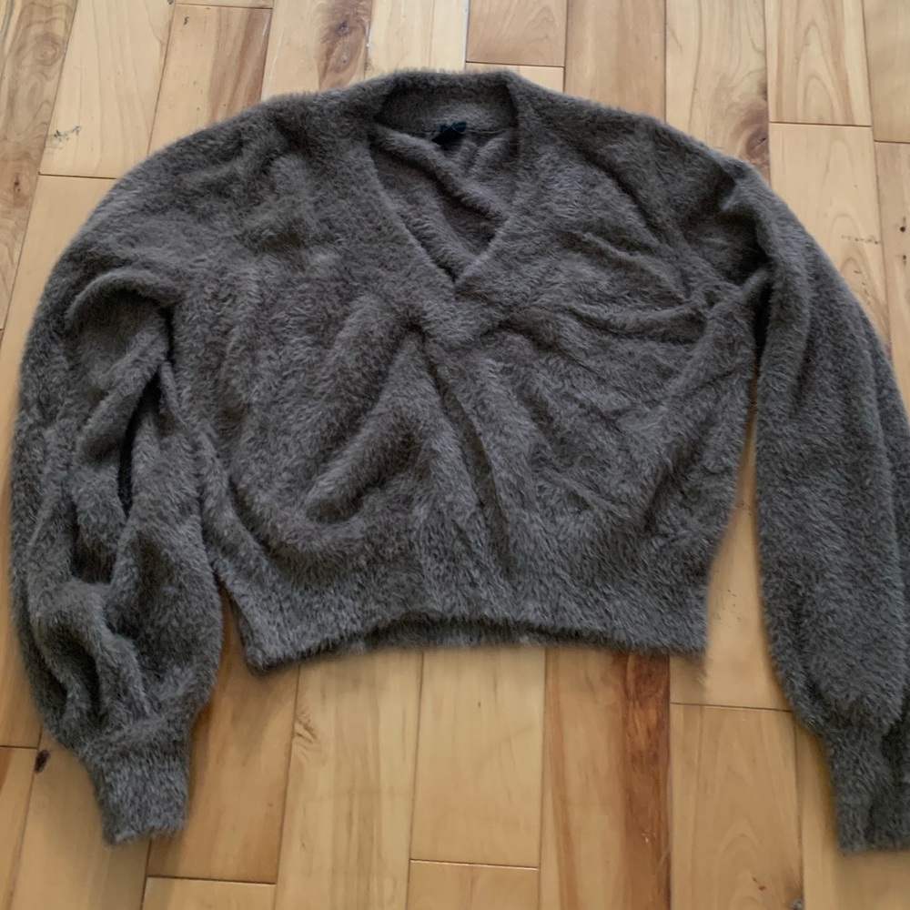 Brown fuzzy cropped sweatshirt